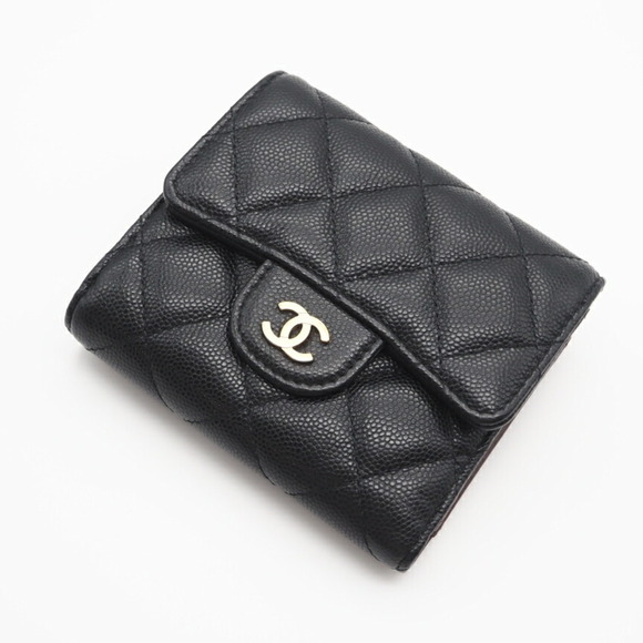 CHANEL Matelasse Caviar Skin Compact Wallet with Gold Hardware, AP4383, Tri-f...
